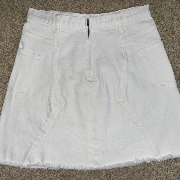 EVIDNT Front Zip White Jean Skirt (27) - Picture 1 of 2